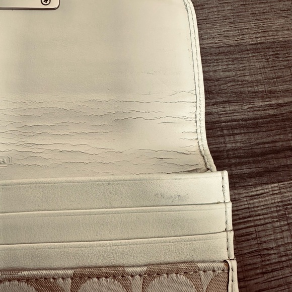 Coach Leather Shoulder Bag and wallet - Picture 7 of 16